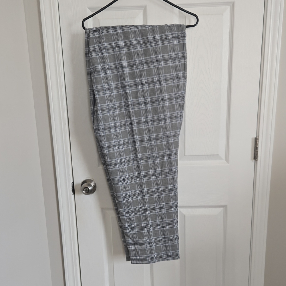 Nordstrom Gray Plaid Straight-Leg Women's Pants